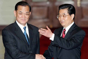 60年来国共两党最高领导人首次握手