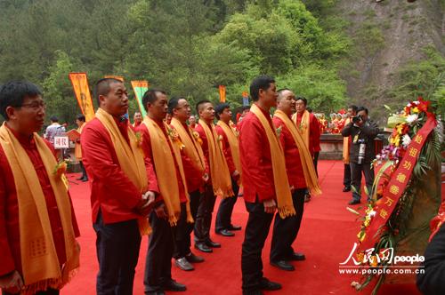 �����˹㶫�����᳣̻�񸱻᳤���׷ɡ����������᳣̻�񸱻᳤���Ʒɡ����������̻�᳤��ΰ�������������᳣̻�񸱻᳤��ΰ�����������̻�᳤�º�������������̻�᳤¥־�ᡢ���������̻�᳤���ɷ������������̻�᳤��ѩ�յ��˹�ͬ���л������ΰ��ʼ����ԯ�Ƶ۾��׻�����   ����������  ����ΰ��