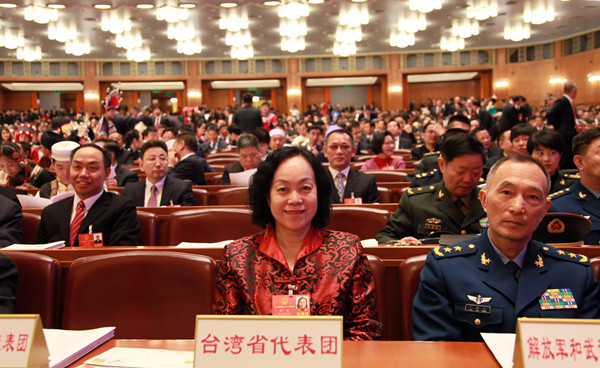 13名台湾省人大代表亮相十三届全国人大一次