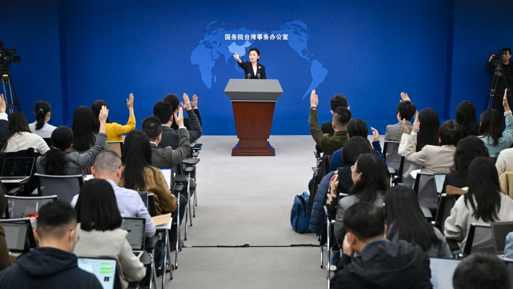 國台辦新任發言人張晗亮相