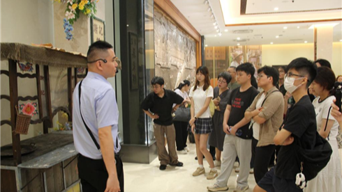 在粤台青观影《给阿嬷的情书》：从侨批中感受两岸情义