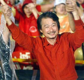 施明德强调会撑下去 称扁吕苏不同心扁做不久