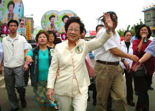 中国台湾籍人口_图说:台湾籍电信诈骗嫌疑人.来源:中国台湾网-78名台籍电信诈(3)