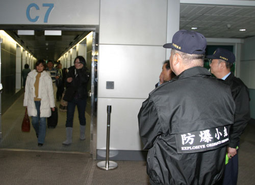 北京飞台北航班遭炸弹威胁虚惊一场 延误3小时