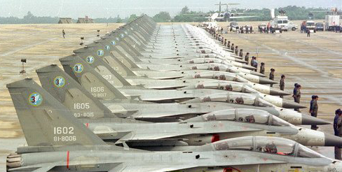 黑匣子爆瑕疵纪录不全 台IDF战机瞎飞17年(图)--海峡两岸--人民网