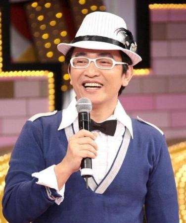不种田年收入过亿_主持人年收入(3)